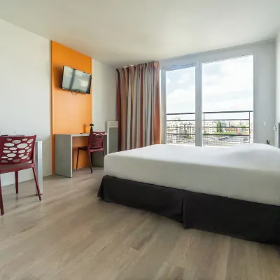 City Résidence Ivry Hotels near Theatre El Duende