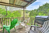 1/2 Mile to Turner Falls: 'Cedar Falls Cabin 5' Hotels in Murray County