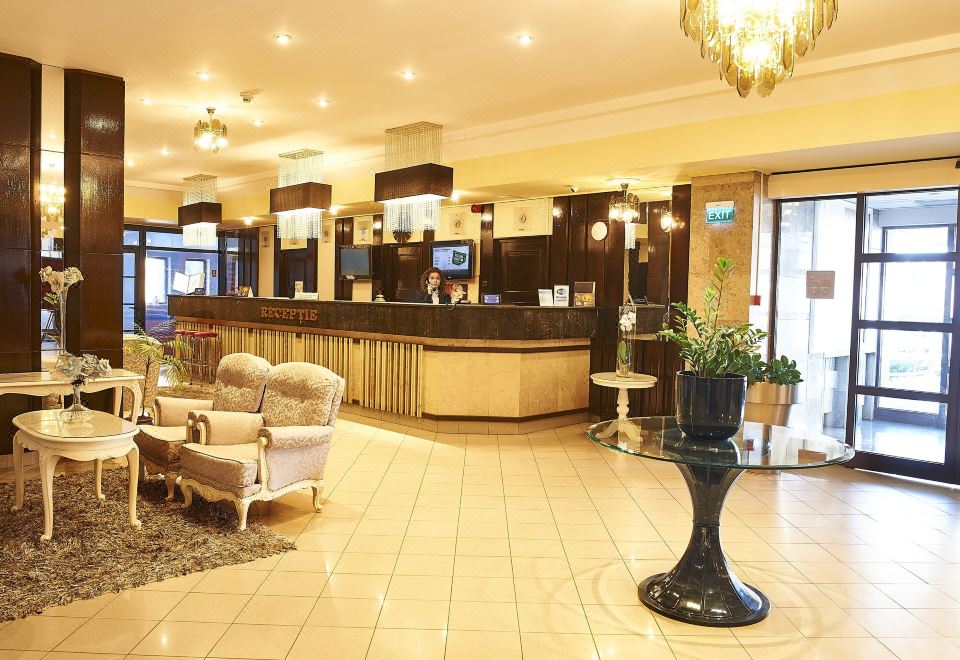 Continental Tirgu MuresOver view