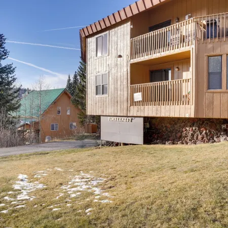 Brian Head Condo w/ Balcony, Grill & Mountain View