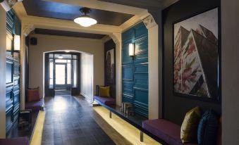 City Suites Hotel