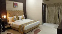 7 Hills Hotel & Resort Hotels in Nālanda