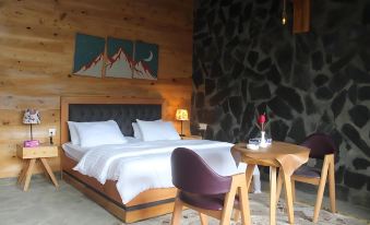 Ridge Inn