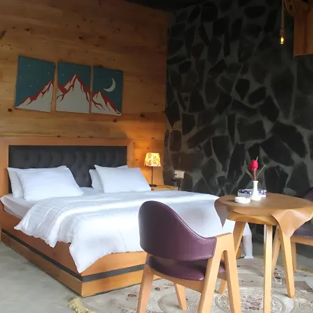 Ridge Inn