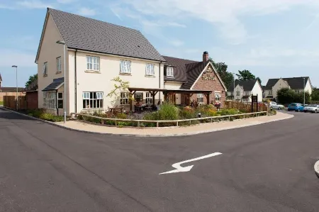 Two Rivers Lodge by Marston’s Inns Отели в г. Деводен