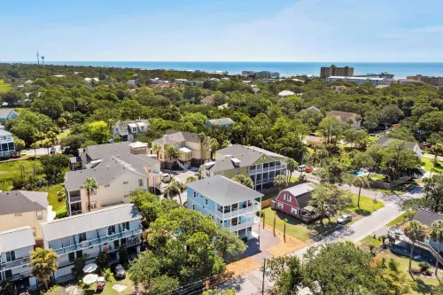 Windward House by Avantstay Walk to Beach + Restaurants Saltwater Pool