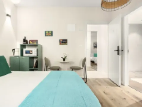 Netanya Beach & Pool Elegant Studio シャロン平野のホテル