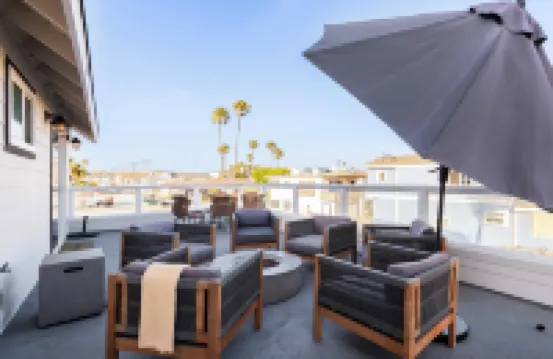 Sea Sight by AvantStay Walk to Newport Beach