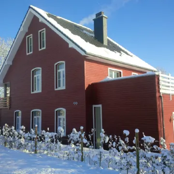 Charming Fens Family Home