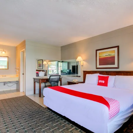 OYO Hotel Douglas GA US-441