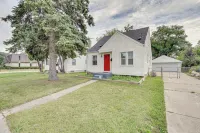 Pet-Friendly Southfield House w/ Ping-Pong Table! - 3-Star