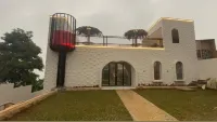 Villa Rovalley by Thevillaku Hotels in Sukagalih