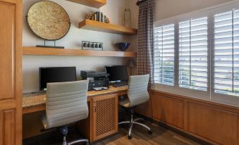 Best Western Plus A Wayfarers Inn and Suites