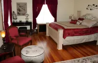 Walton Manor Inn Bed & Breakfast Hotels in North Annville Township