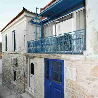 Peaceful Getaways in Samos Hotel Exterior
