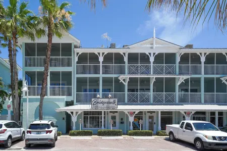 Bridgewalk A Landmark Resort Отели в г. Брадентон Бич