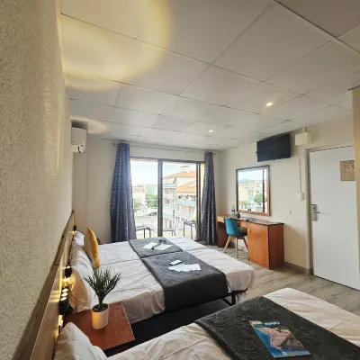 Hotel Mar I Sol Hotels near Calella Beach