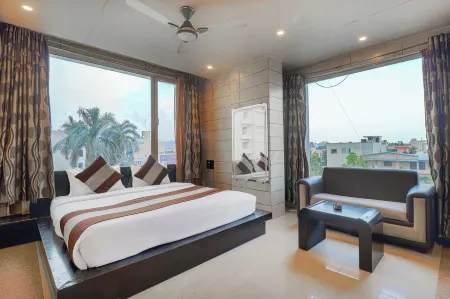 Hotel Grand Shiva Near Ganga Ghat by Oaktel Отели в г. Хардвар