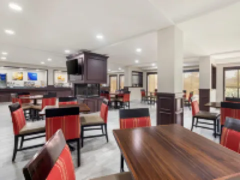 Comfort Inn Bourbonnais Near I-57 Hotels in Bradley