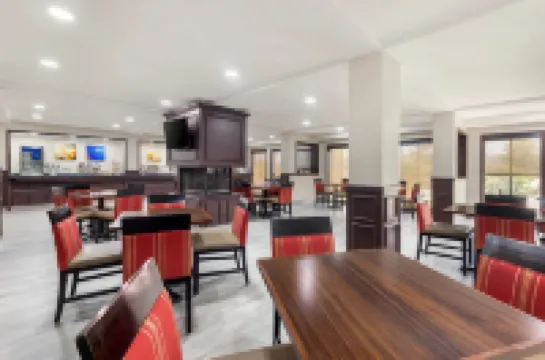 Comfort Inn Bourbonnais Near I-57 Hotels in Bradley