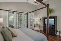 Amazing Sandestin Beach House-4 BR 3.5 BA, Golf Cart, Lux Amenities, Discounts