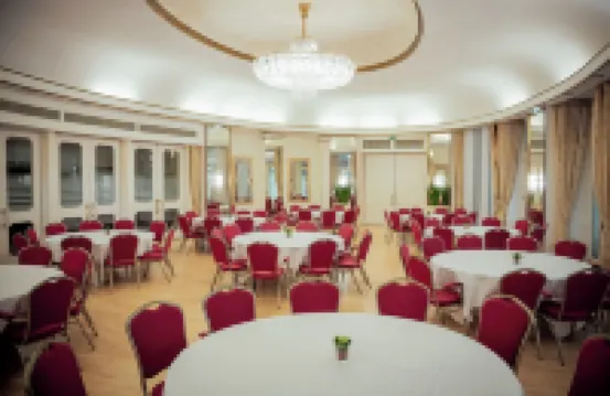 庫豪斯PK公園酒店