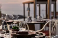 Andronis Minois - breakfast