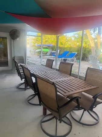Newly renovated Key to Life Beach House is your place to be on Manasota Key. Отели в г. Манасота-Ки