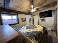 3BR Family Retreat - Relax, Play, Unwind, ENJOY in the Heart of Wisconsin!