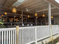 Portzvue Charming 2-bedroom apartment with WiFi, AC nestled in St. Peter