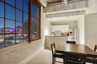 Picturesque Downtown Condo-Centralized Location with Secure Onsite Parking