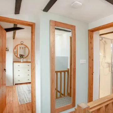 Escape to The Coach House, our picturesque and cosy cottage Отели в г. Окхемптон