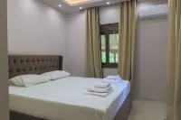 Rea Villa, Vourvourou