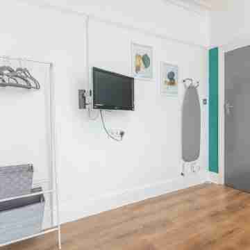 Private & Comfortable Studio Room 1 by Milton Guesthouse Others