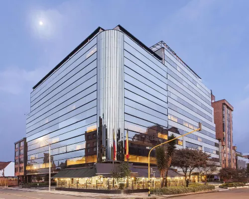 Radisson Bogota Metrotel Hotels near سيمون بوليفار سنترال بارك