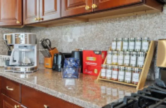 The Niche: A cozy perfection!Newly Renovated Family Friendly! Near Boston