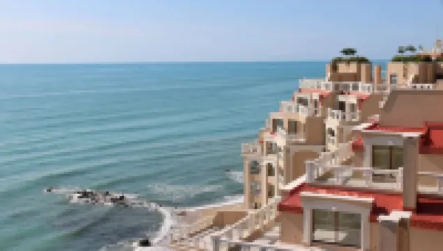 1BD Ap in a Private Complex - Private pool & beach 金沙酒店