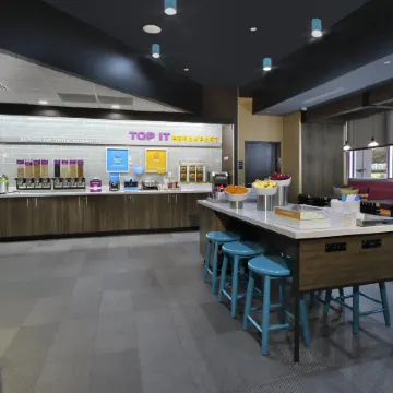 Tru by Hilton Waco South