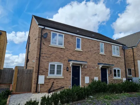 Cozy Holiday Home for Your Family. Only 5 Miles From the Station