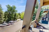 Aspen Mountain Lodge - Mountain view