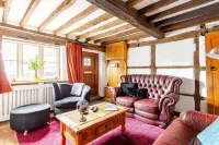 This charming 17th Century Grade II listed Cottage Hotels in Marlow