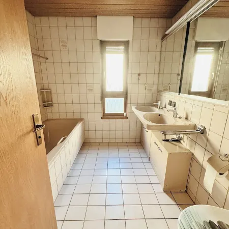 H&H Home-Quite and Cozy Central Apartment Near Park in Sindelfingen