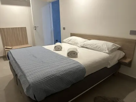 At the gates of Pompeii cozy and comfortable two-room apartment. Отели рядом с достопримечательностью «Вилла Поппеи»