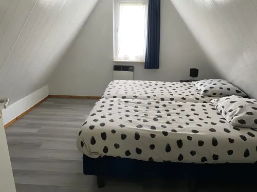 Heerlijk Vakantiehuis aan de Vijver met Whirlpool en Open Haard! Huisdier Welkom Hotels in Gramsbergen