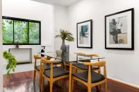 Bright Central Darlinghurst