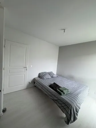 Apartment T1 downtown Отели в г. Эврё