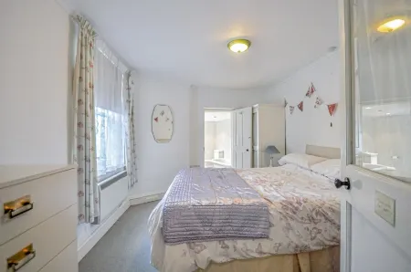 Seaview Cottage, dog friendly, Appledore