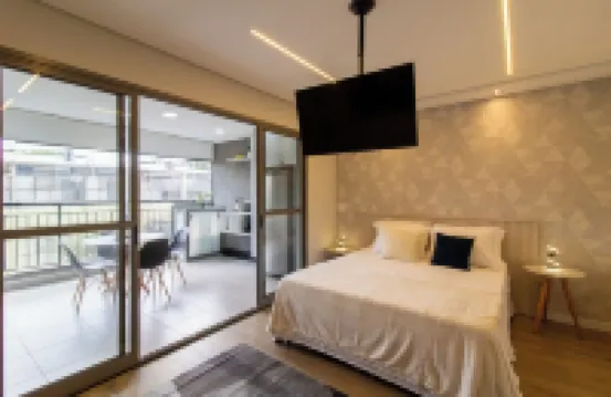 Garden on Blue Studio - GRU 303