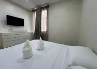 VILLABRISA APARTMENT hA SIDE OF PLAZA ALTABRISA 2 Hoteles en 