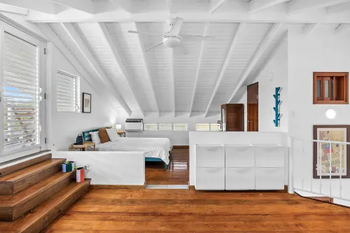 Golf Course Access Balcony Infinity Pool